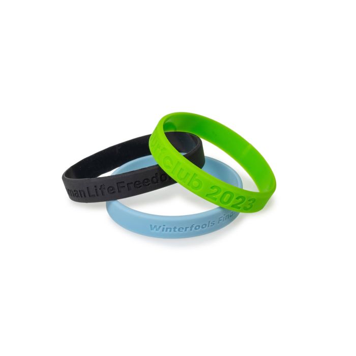 Siliconen polsbandjes debossed 12 mm breed | met gravering